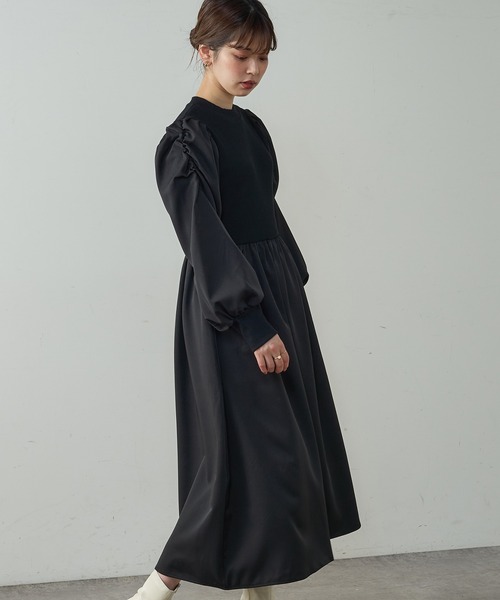 natural couture(ナチュラルクチュール)の「【WEB限定】袖コンドッキングワンピース(ワンピース・レディース・ブラック/その他1/グレイッシュベージュ・FREE)」の4枚目の写真