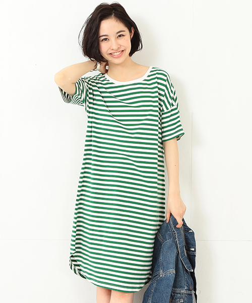 BEAMS BOY（ビームスボーイ）の「BEAMS BOY / 1cm ボーダー クルー ショートスリーブ ワンピース（ワンピース・レディース・レッド/グリーン/ネイビー・ONE SIZE）」の2枚目の写真