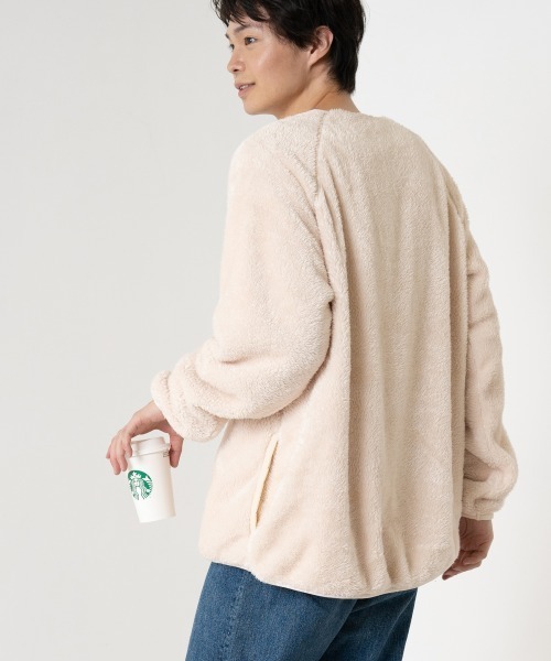 OMNES(オムネス)の「ユニセックス ボアフリースプルオーバー(ブルゾン・レディース・ブラック/ブラウン/カーキ/アイボリー・MEDIUM/X-LARGE/LARGE)」の2枚目の写真