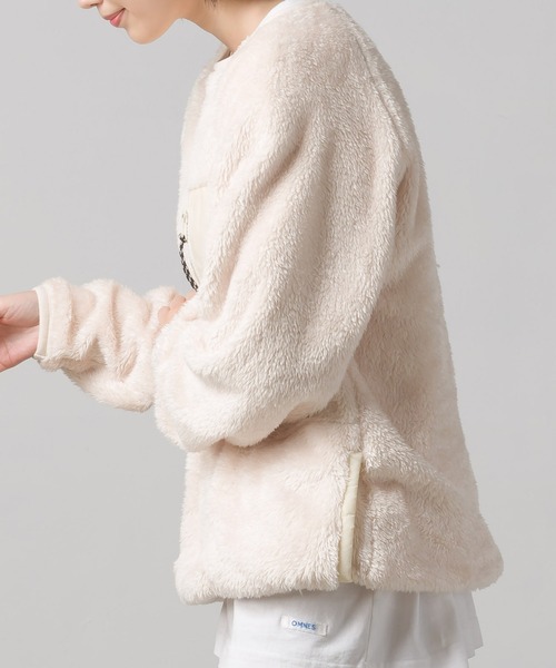 OMNES(オムネス)の「ユニセックス ボアフリースプルオーバー(ブルゾン・レディース・ブラック/ブラウン/カーキ/アイボリー・MEDIUM/X-LARGE/LARGE)」の19枚目の写真