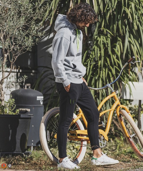 felkod（フィルコッド）の「mpa2770-BUGS BUNNY - Print Parka (Surf Style) パーカー（パーカー・メンズ・ブラック/トップグレー・M/L/S）」の6枚目の写真