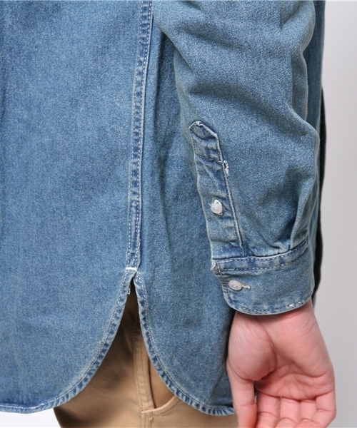 WEGO（ウィゴー）の「WEGO/バンドカラーデニムロングシャツ（シャツ/ブラウス・メンズ・インディゴブルー/ダークインディゴブルー・MEDIUM/LARGE）」の9枚目の写真