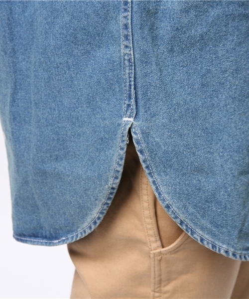 WEGO（ウィゴー）の「WEGO/バンドカラーデニムロングシャツ（シャツ/ブラウス・メンズ・インディゴブルー/ダークインディゴブルー・MEDIUM/LARGE）」の11枚目の写真