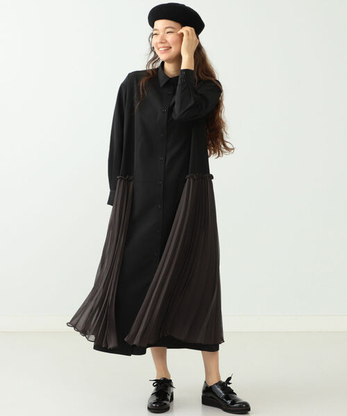 CAROLINA GLASER(カロリナ グレイサー)の「CAROLINA GLASER / プリーツシャツ ワンピース(ワンピース・レディース・ブラック/グリーン・ONE SIZE)」の15枚目の写真