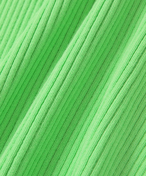 ADAM ET ROPE'（アダムエロペ）の「カップインニットプルオーバー（ニット/セーター・レディース・ブラック/オレンジ/グリーン/キナリ・FREE）」の9枚目の写真