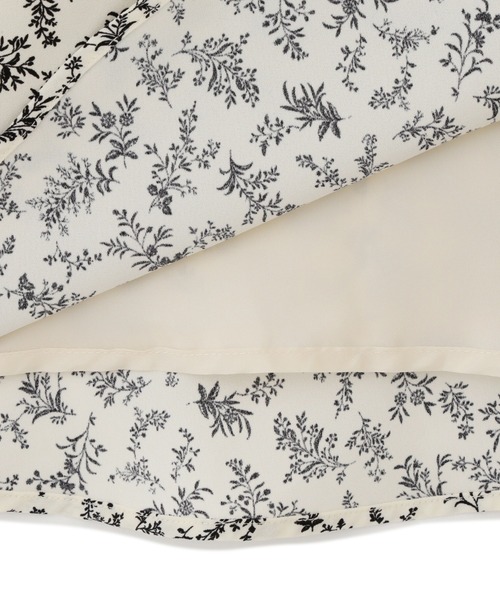 NATURAL BEAUTY BASIC（ナチュラルビューティーベーシック）の「[洗える]リーフプリントバンドカラーワンピース（ワンピース・レディース・ホワイト系その他/グレー系その他/ブルー系その他・SMALL/MEDIUM）」の9枚目の写真