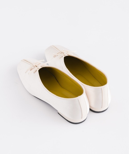 NEUNA(ヌナ)の「台湾シューズ(バレエシューズ・レディース・ホワイト/ブラック・SMALL/MEDIUM/LARGE)」の10枚目の写真