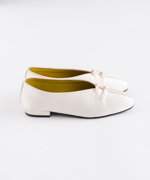 NEUNA(ヌナ)の「台湾シューズ(バレエシューズ・レディース・ホワイト/ブラック・SMALL/MEDIUM/LARGE)」の12枚目の写真