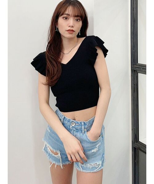 GYDA（ジェイダ）の「フリル2WAY ニットトップス（ニット/セーター・レディース・ブラック/オフホワイト/イエロー・FREE）」の2枚目の写真