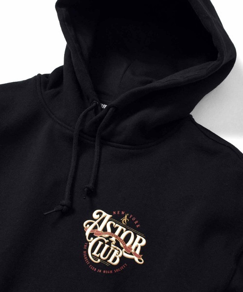 PRIVILEGE（プリビレッジ）の「プリビレッジ [PRIVILEGE] × アスタークラブ [ASTOR CLUB] コラボ プルオーバー パーカー スウェットシャツ [HOODIE]（パーカー・メンズ・ブラック・X-LARGE/MEDIUM/XX-LARGE/LARGE）」の2枚目の写真