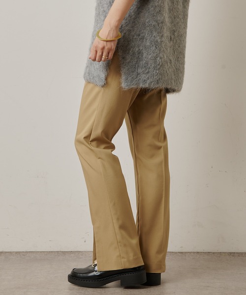 Omekashi（オメカシ）の「スリットスラックス（スラックス・レディース・ブラック/オフホワイト/ベージュ・38/36）」の9枚目の写真