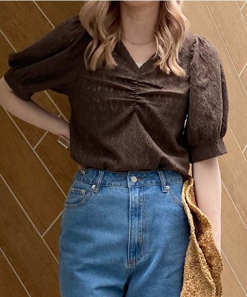 archives（アルシーヴ）の「【新色追加】フロントギャザーカットレースプルオーバー（Tシャツ/カットソー・レディース・ブラック/オレンジ/アイボリー/ブルーグレー/ブラウン・MEDIUM）」の4枚目の写真