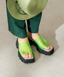 【SUM1 STYLE（スミ スタイル）】厚底クリアサンダル