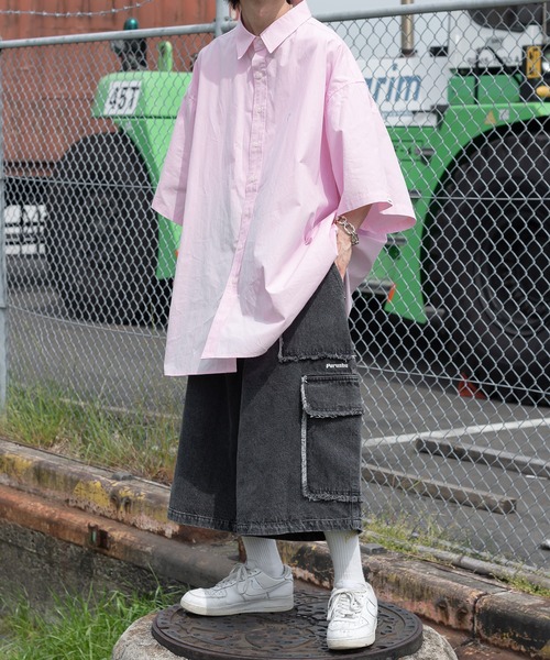 Perushu(ペルーシュ)の「ダメージデニムワイドカーゴパンツ(デニムパンツ・メンズ・ホワイト/ブラック/インディゴブルー・SMALL/MEDIUM/LARGE)」の19枚目の写真