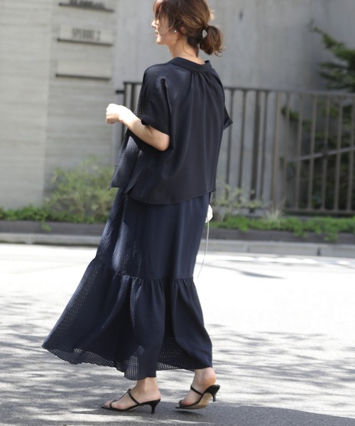 frames RAY CASSIN(フレームスレイカズン)の「WEB限定.シアーギンガムティアードキャミワンピース(ワンピース・レディース・ネイビー/イエロー・FREE)」の6枚目の写真