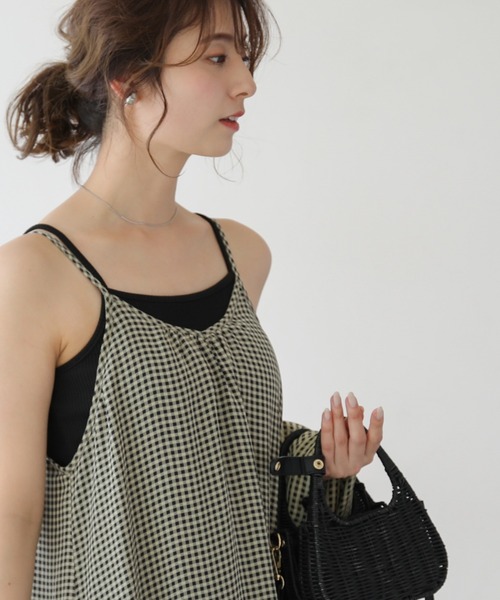 frames RAY CASSIN(フレームスレイカズン)の「WEB限定.シアーギンガムティアードキャミワンピース(ワンピース・レディース・ネイビー/イエロー・FREE)」の13枚目の写真