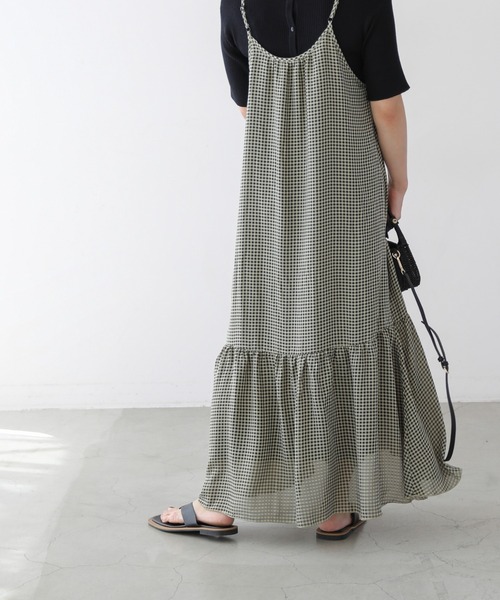 frames RAY CASSIN(フレームスレイカズン)の「WEB限定.シアーギンガムティアードキャミワンピース(ワンピース・レディース・ネイビー/イエロー・FREE)」の17枚目の写真