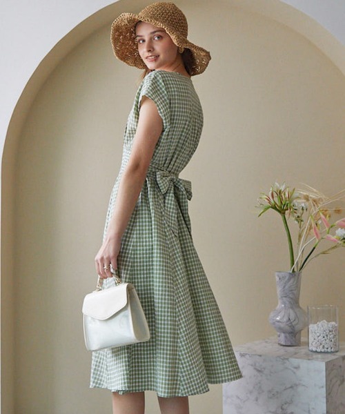 Cheek（チーク）の「Ｖネックチェックワンピース（ワンピース・レディース・ブラック/ベージュ/グリーン・MEDIUM）」の4枚目の写真