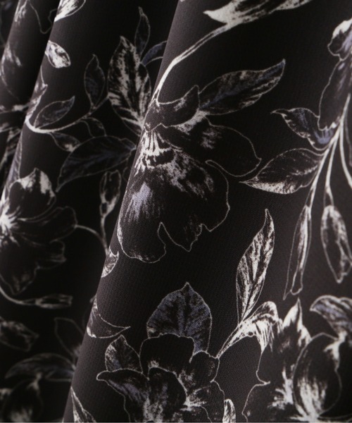 ラインフラワーフリルワンピース JILL by JILLSTUART JILL by JILL STUART｜ラインフラワーフリルワンピース