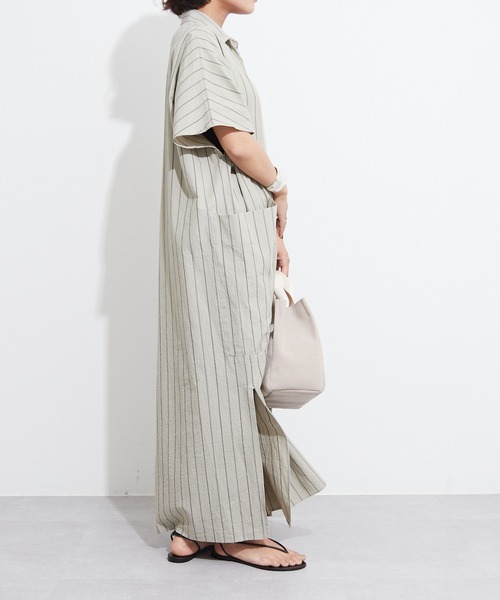 OUVRAGE CLASSE（ウヴラージュクラス）の「ストライプスキッパーポケットワンピース（シャツワンピース・レディース・ホワイト/カーキ・FREE）」の15枚目の写真