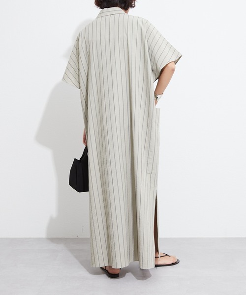 OUVRAGE CLASSE（ウヴラージュクラス）の「ストライプスキッパーポケットワンピース（シャツワンピース・レディース・ホワイト/カーキ・FREE）」の11枚目の写真