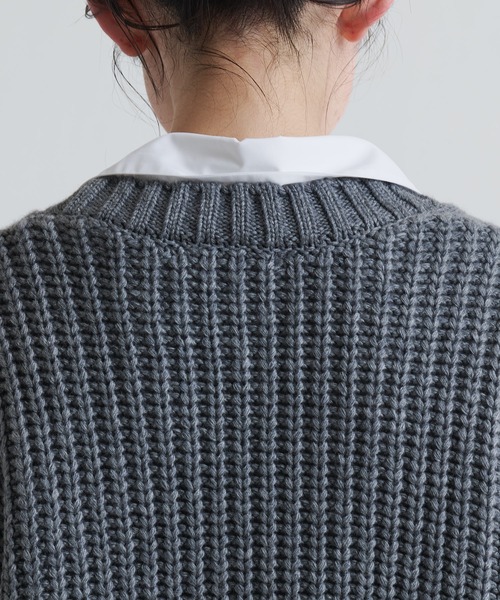 COLLAGE GALLARDAGALANTE（コラージュガリャルダガランテ）の「編み地が可愛いデザインニットベスト（ベスト・レディース・チャコールグレー/モカ・FREE）」の13枚目の写真