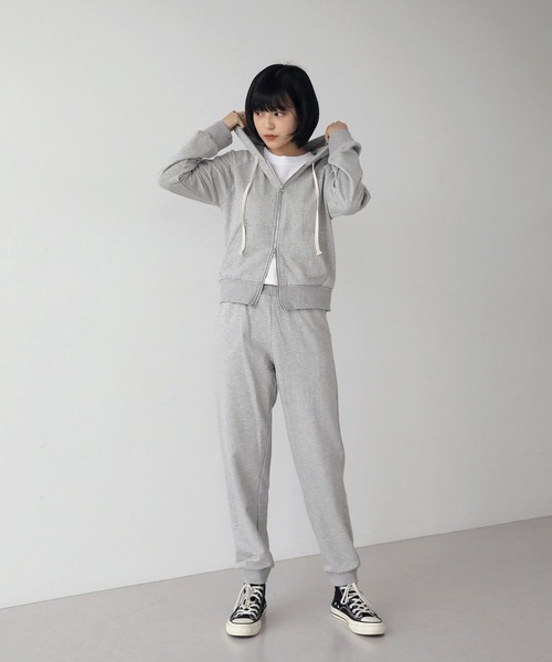 UNE MANSION（ユヌマンション）の「フードジップアップ&ジョガーセット（サロペット/オーバーオール・レディース・ブラック/グレー/アイボリー・FREE）」の15枚目の写真