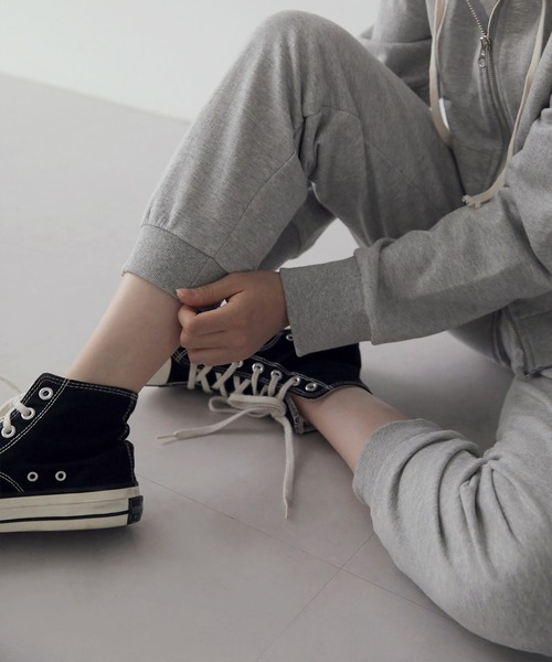 UNE MANSION（ユヌマンション）の「フードジップアップ&ジョガーセット（サロペット/オーバーオール・レディース・ブラック/グレー/アイボリー・FREE）」の21枚目の写真