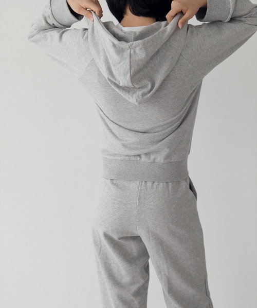 UNE MANSION（ユヌマンション）の「フードジップアップ&ジョガーセット（サロペット/オーバーオール・レディース・ブラック/グレー/アイボリー・FREE）」の11枚目の写真