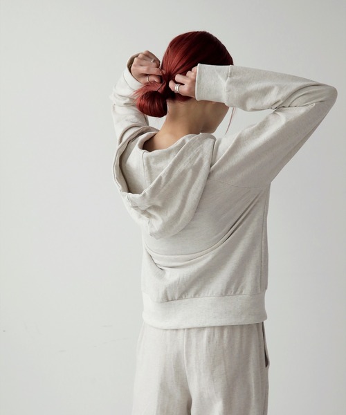 UNE MANSION（ユヌマンション）の「フードジップアップ&ジョガーセット（サロペット/オーバーオール・レディース・ブラック/グレー/アイボリー・FREE）」の6枚目の写真