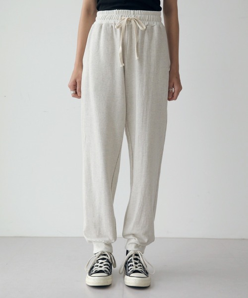 UNE MANSION（ユヌマンション）の「フードジップアップ&ジョガーセット（サロペット/オーバーオール・レディース・ブラック/グレー/アイボリー・FREE）」の9枚目の写真