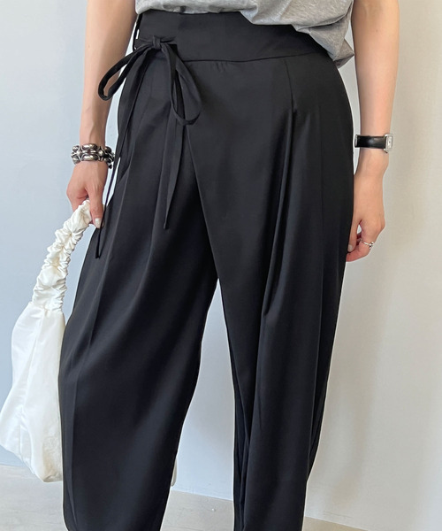 chuclla（チュクラ）の「２タック ハイウエストパンツ　chw22a023（その他パンツ・レディース・グレー/ブラック・M/L/S）」の2枚目の写真