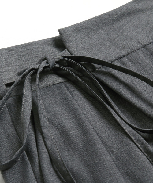 Tnewties アントニーと腕相撲 2WAYハイウエストサロペットパンツ Tnewties アントニーと腕相撲 2WAYハイウエストサロペットパンツ