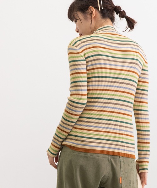 POU DOU DOU（プードゥドゥ）の「シアバターマルチボーダーハイネックニット（ニット/セーター・レディース・ブラック/ピンク/グリーン・3）」の7枚目の写真