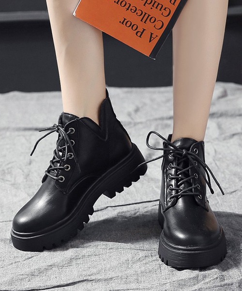 STYLEBLOCK(スタイルブロック)の「厚底レースアップショートワークブーツ(ブーツ・レディース・ブラック/ベージュ・39/38/35/36/37)」の2枚目の写真