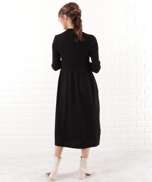 Lace Ladies(レースレディース)の「ハイネックロングニットワンピース(ワンピース・レディース・アイボリー/ブラック・L/XL/M/S)」の12枚目の写真