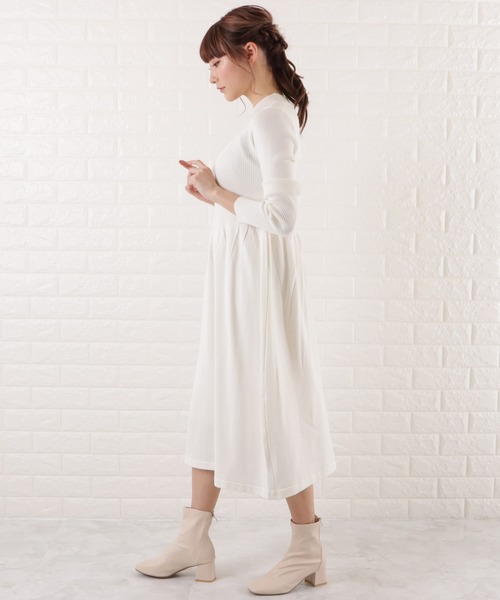 Lace Ladies(レースレディース)の「ハイネックロングニットワンピース(ワンピース・レディース・アイボリー/ブラック・L/XL/M/S)」の5枚目の写真