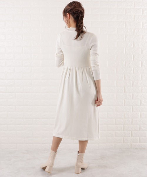 Lace Ladies(レースレディース)の「ハイネックロングニットワンピース(ワンピース・レディース・アイボリー/ブラック・L/XL/M/S)」の9枚目の写真