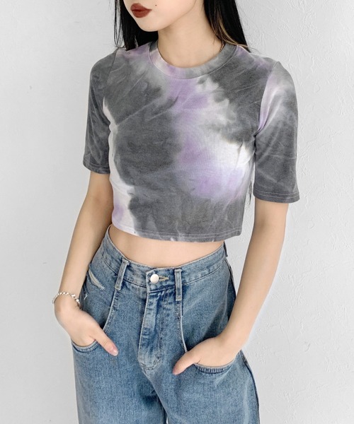 LVEU.(ラブユ.)の「Tie-dye cropped T-shirt / タイダイクロップドTシャツ(Tシャツ/カットソー・レディース・ブラック・FREE)」の4枚目の写真