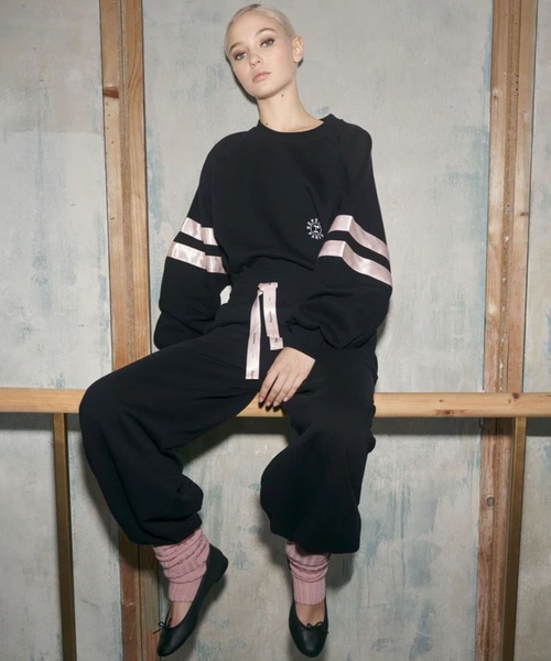 Repetto（レペット）の「Cendrillon バレエフラット - EUサイズ / V086VE（バレエシューズ・レディース・ホワイト/ブラック・35.5/36.5/38.5/39/38/35/40/37/37.5/36/34）」の3枚目の写真