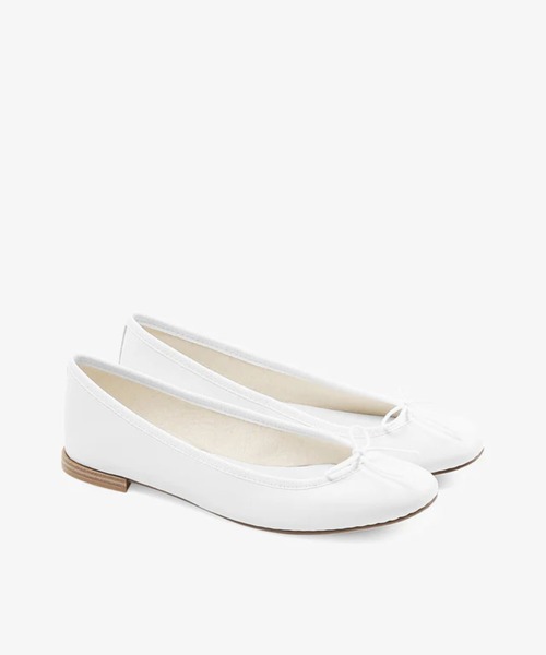 Repetto（レペット）の「Cendrillon バレエフラット - EUサイズ / V086VE（バレエシューズ・レディース・ホワイト/ブラック・35.5/36.5/38.5/39/38/35/40/37/37.5/36/34）」の12枚目の写真