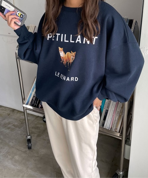 Chillfar（チルファー）の「キタキツネスウェット（スウェット・レディース・ネイビー/ホワイト×グリーン/チャコール/オートミール/ダークグリーン/ネイビー系/アイボリー系/グレー系/杢グレー・FREE）」の8枚目の写真