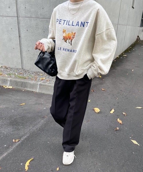 Chillfar（チルファー）の「キタキツネスウェット（スウェット・レディース・ネイビー/ホワイト×グリーン/チャコール/オートミール/ダークグリーン/ネイビー系/アイボリー系/グレー系/杢グレー・FREE）」の10枚目の写真