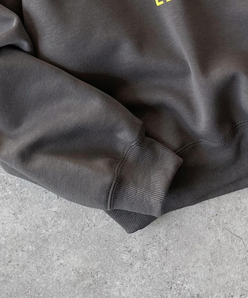 Chillfar（チルファー）の「キタキツネスウェット（スウェット・レディース・ネイビー/ホワイト×グリーン/チャコール/オートミール/ダークグリーン/ネイビー系/アイボリー系/グレー系/杢グレー・FREE）」の22枚目の写真