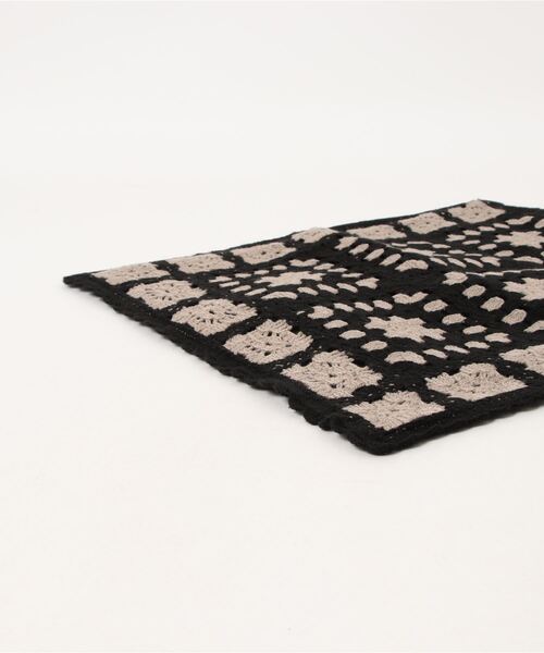 Samansa Mos2（サマンサ モスモス）の「かぎ針風トートバッグ（トートバッグ・レディース・キナリ/ブラック・ﾌﾘ-）」の7枚目の写真