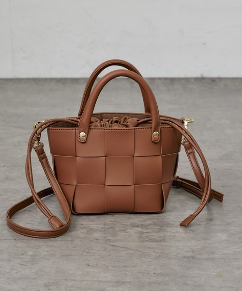 DISCOAT（ディスコート）の「【WEB限定/4WAY】メッシュ編み巾着ショルダーバッグ（ショルダーバッグ・レディース・ブラック/ブラウン/シルバー・FREE）」の10枚目の写真