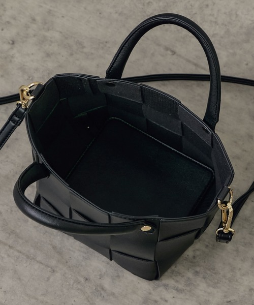 DISCOAT（ディスコート）の「【WEB限定/4WAY】メッシュ編み巾着ショルダーバッグ（ショルダーバッグ・レディース・ブラック/ブラウン/シルバー・FREE）」の16枚目の写真