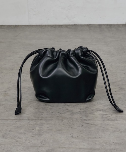 DISCOAT（ディスコート）の「【WEB限定/4WAY】メッシュ編み巾着ショルダーバッグ（ショルダーバッグ・レディース・ブラック/ブラウン/シルバー・FREE）」の17枚目の写真