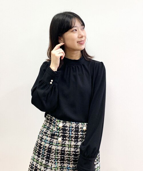 index（インデックス）の「◆ヘヴィージョーゼット スタンドフリルブラウス（シャツ/ブラウス・レディース・ブラウン系その他/ライトグレー/ブラック・40/38/36/42）」の2枚目の写真