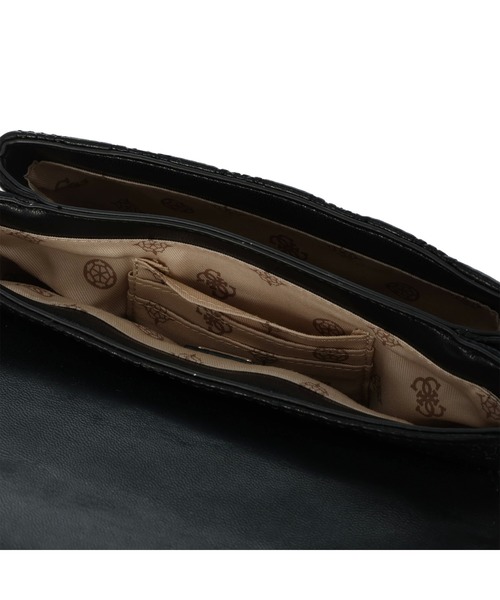 Guess(ゲス)の「LA FEMME Flap Shoulder Bag(ショルダーバッグ・レディース・ブラック/ライトピンク/ブルー/ホワイト・ONE SIZE)」の14枚目の写真